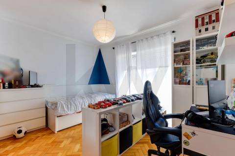 Apartamento T3 à venda em Oliveira do Douro – Excelente oportunidade!