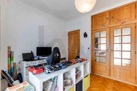 Apartamento T3 à venda em Oliveira do Douro – Excelente oportunidade!