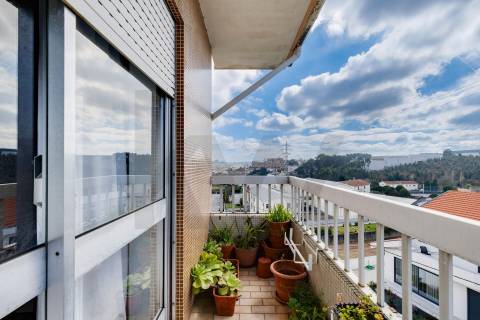 Apartamento T3 à venda em Oliveira do Douro – Excelente oportunidade!