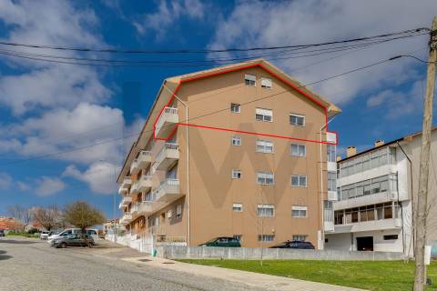 Apartamento T3 à venda em Oliveira do Douro – Excelente oportunidade!