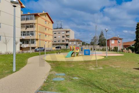 Apartamento T3 à venda em Oliveira do Douro – Excelente oportunidade!