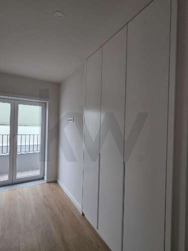 T1 NOVO PARA ARRENDAMENTO - RUA 9 ABRIL , PARANHOS, PORTO