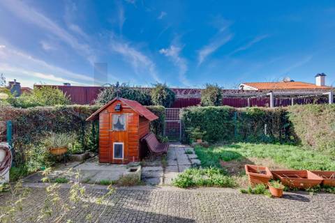 Exclusiva Moradia T5 em Castêlo da Maia – Condomínio Privado