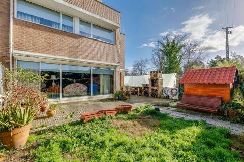 Exclusiva Moradia T5 em Castêlo da Maia – Condomínio Privado