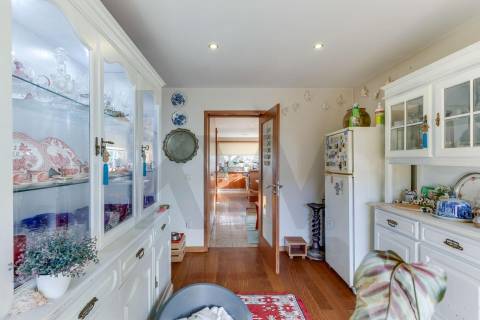 Exclusiva Moradia T5 em Castêlo da Maia – Condomínio Privado