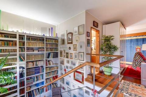 Exclusiva Moradia T5 em Castêlo da Maia – Condomínio Privado