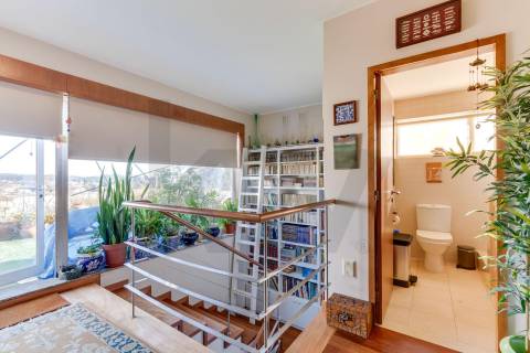 Exclusiva Moradia T5 em Castêlo da Maia – Condomínio Privado