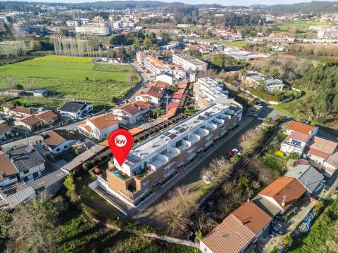 Exclusiva Moradia T5 em Castêlo da Maia – Condomínio Privado