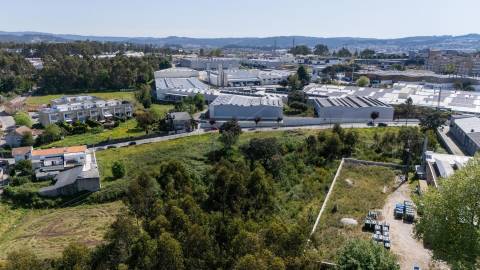 Terreno Industrial para Construção de Armazéns