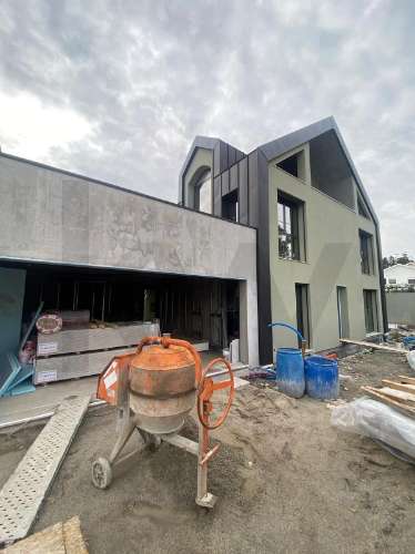 Moradia T3 de Luxo com garagem e piscina em Santo Tirso