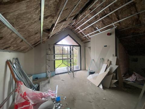 Moradia T3 de Luxo com garagem e piscina em Santo Tirso