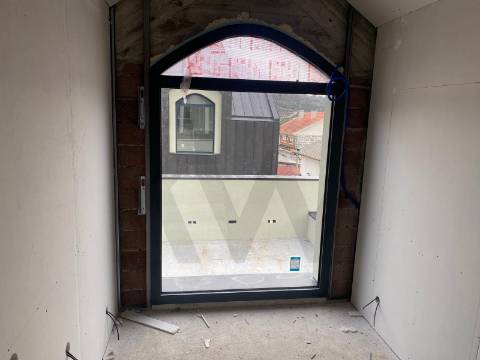 Moradia T3 de Luxo com garagem e piscina em Santo Tirso