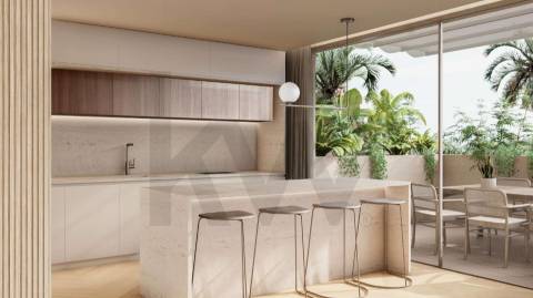 Exclusividade e Vanguarda na Foz do Douro: Moradia T4 com Piscina Suspensa e Vista Mar