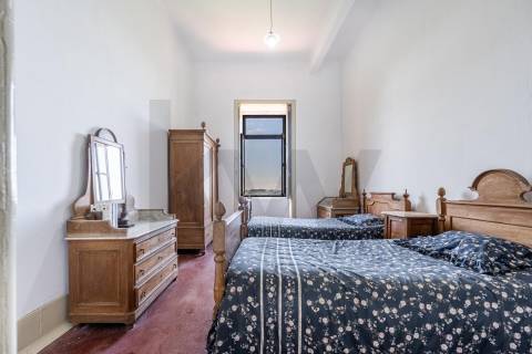 Quinta com Palacete e terreno de 50 ha em Seixoso - Felgueiras