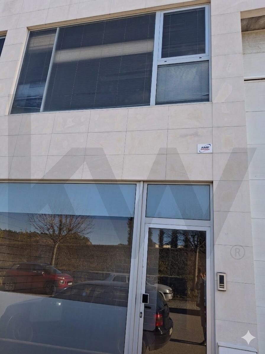 Armazém Versátil com Infraestrutura Completa e Elevada Eficiência Energética - Vila do Conde