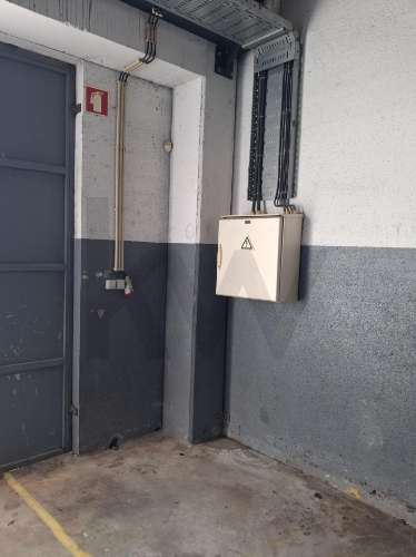 Armazém Versátil com Infraestrutura Completa e Elevada Eficiência Energética - Vila do Conde