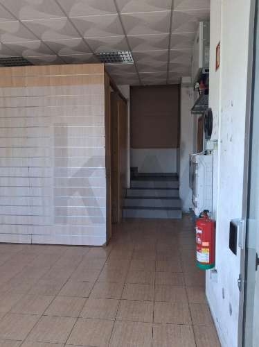 Armazém Versátil com Infraestrutura Completa e Elevada Eficiência Energética - Vila do Conde