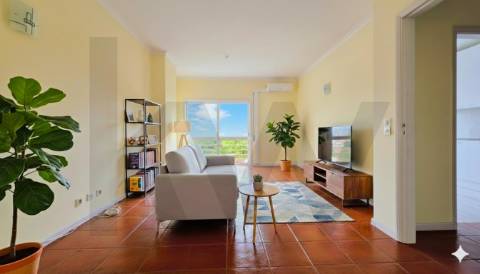 Moderno Apartamento T2 em Paço de Sousa, Penafiel