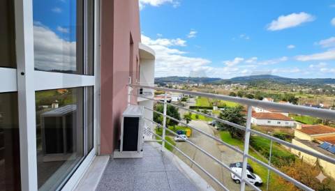 Moderno Apartamento T2 em Paço de Sousa, Penafiel