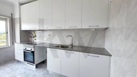 Moderno Apartamento T2 em Paço de Sousa, Penafiel