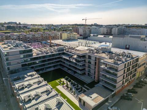 Moradia em Matosinhos Sul - T3 de luxo como novo em condomínio fechado.