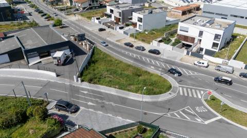 Terreno para construção de prédio - 9 frações