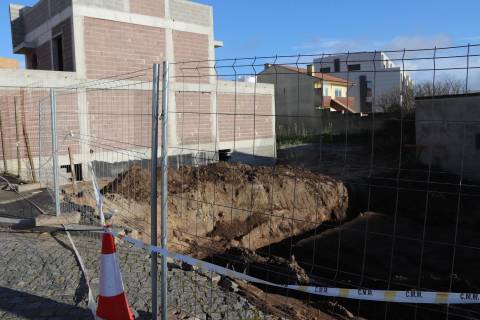 Moradia T3 em construção a 200m praia de Lavra – Arquitetura moderna e elevada eficiência energética