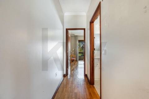 👉 Moradia T4 + 1 c/ garagem no centro de Gueifães🏡