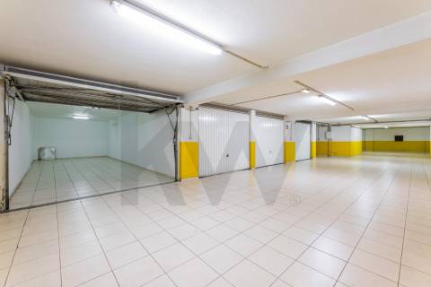 Apartamento T3, em Nogueiró Braga.