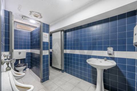 🚀 Edifício Comercial e Industrial com 1.584 m2 em Espinho (Silvalde) – Elevada versatilidade