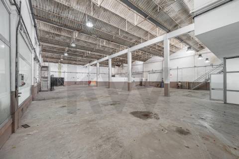 🚀 Edifício Comercial e Industrial com 1.584 m2 em Espinho (Silvalde) – Elevada versatilidade