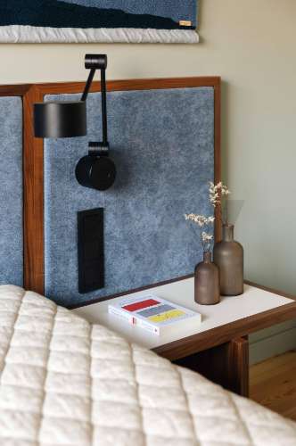 Apartamento T1+1 na Foz, Edifício Gireu - Design Contemporâneo e Luz no Coração da Foz