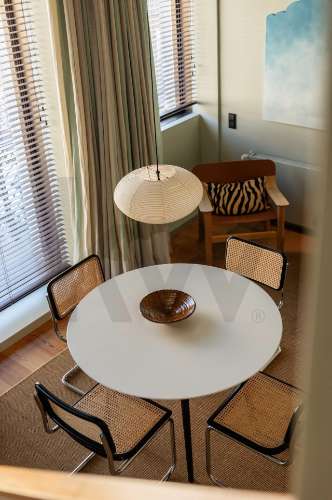 Apartamento T1+1 na Foz, Edifício Gireu - Design Contemporâneo e Luz no Coração da Foz