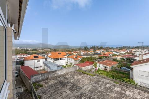 Apartamento T3+1 duplex com terraço em Freguesia de Âncora, Caminha
