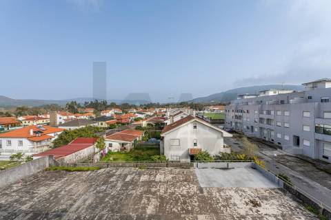 Apartamento T3+1 duplex com terraço em Freguesia de Âncora, Caminha