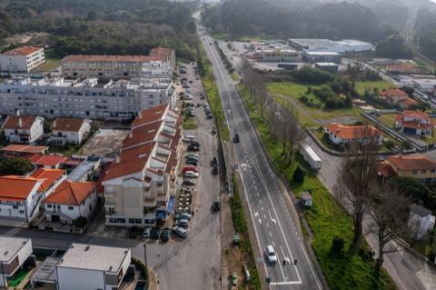 Apartamento T3+1 duplex com terraço em Freguesia de Âncora, Caminha