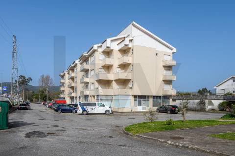 Apartamento T3+1 duplex com terraço em Freguesia de Âncora, Caminha