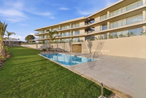 Carvoeiro: Vários apartamentos (T2, T3 e T4) em resort com rendimento (Rental Pool)