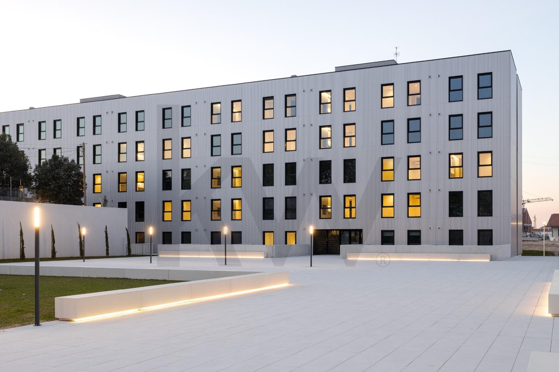 Excelente T0 para arrendamento junto ao Hospital de São João