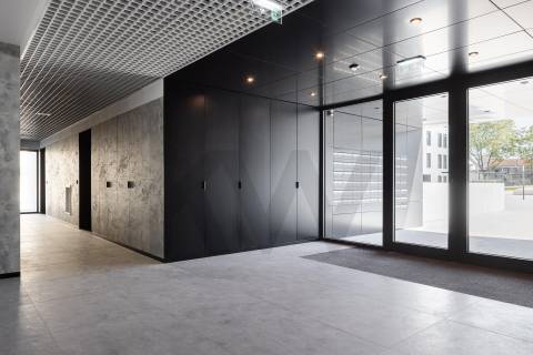 Excelente T0 para arrendamento junto ao Hospital de São João