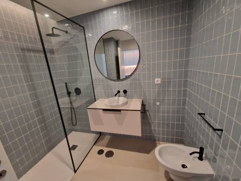 Excelente T0 para arrendamento junto ao Hospital de São João