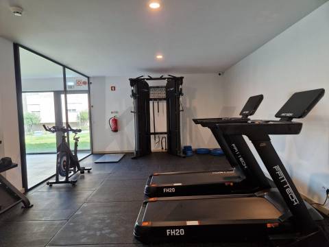 Excelente T0 para arrendamento junto ao Hospital de São João