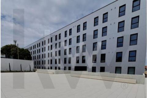 Excelente T0 para arrendamento junto ao Hospital de São João