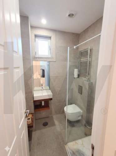 Venda conjunta de 2 X T1 no Bonfim  (Porto)  | AL (c/ histórico), longa duração ou hab. própria.