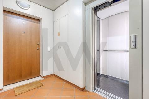 Apartamento T3+1 com Terraço (T4) - Vila Nova de Gaia - Metro VL8