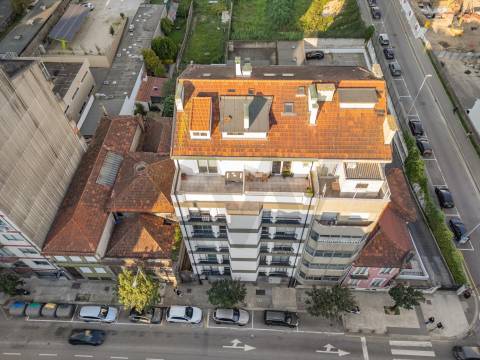APARTAMENTO T1 DUPLEX COM TERRAÇO E VARANDA - CASA DA MÚSICA