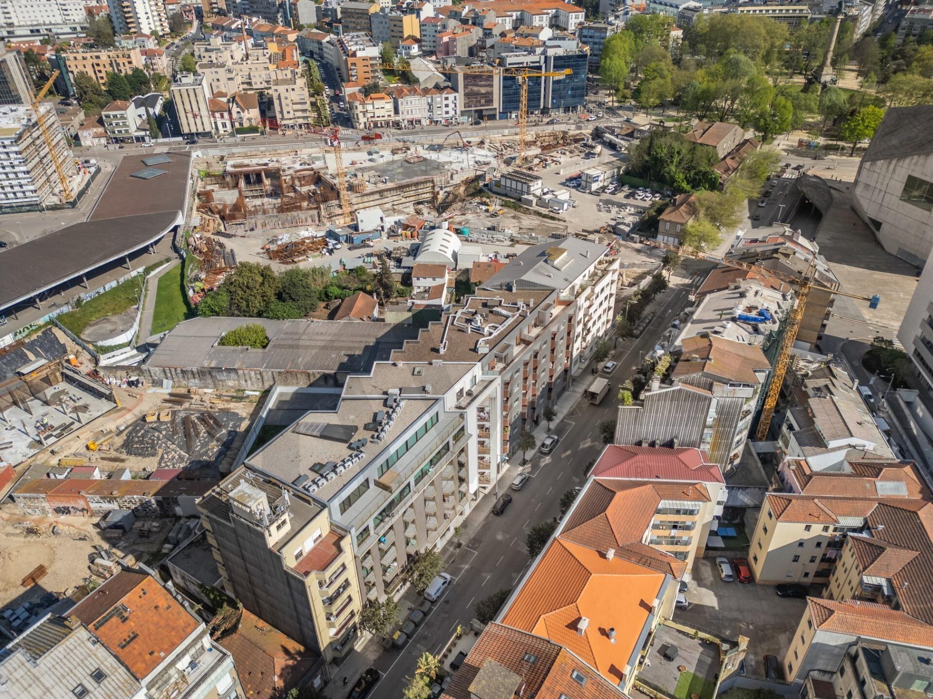 APARTAMENTO T1 DUPLEX COM TERRAÇO E VARANDA - CASA DA MÚSICA