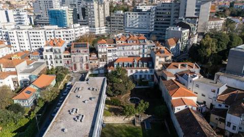 Apartamento T3 de Luxo no Coração da Zona Romântica do Porto - Ao Palácio Cristal