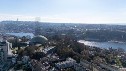 Apartamento T3 de Luxo no Coração da Zona Romântica do Porto - Ao Palácio Cristal