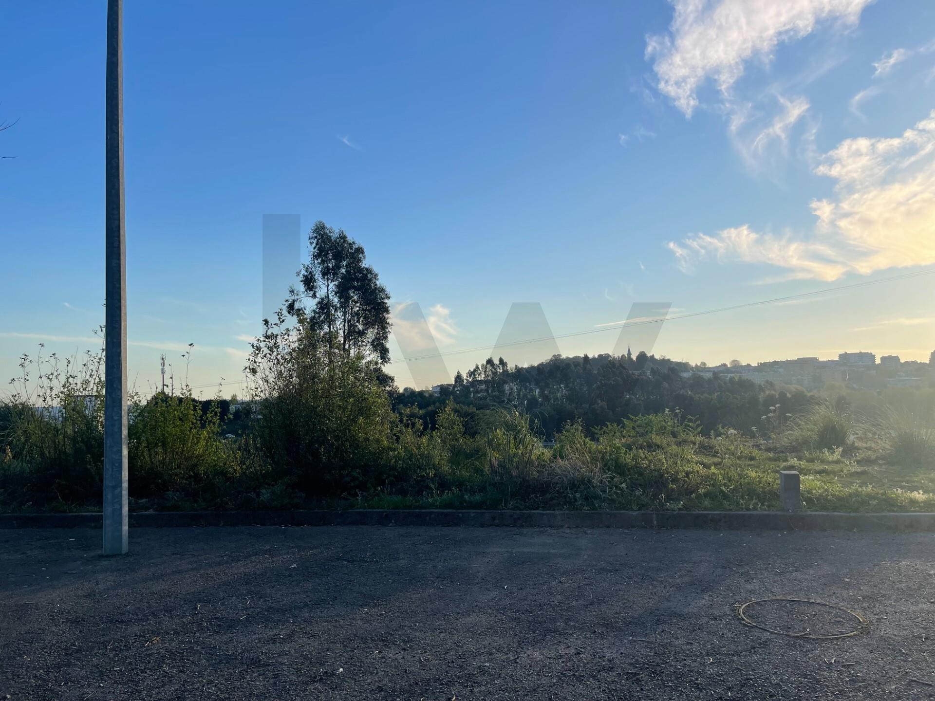 TERRENO INDUSTRIAL COM 1.031 M2 NA ZI DAS TRAVESSAS, S. JOÃO DA MADEIRA